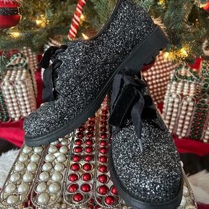 Dirty Laundry Black Glitter Shoes 6.5 NWOT